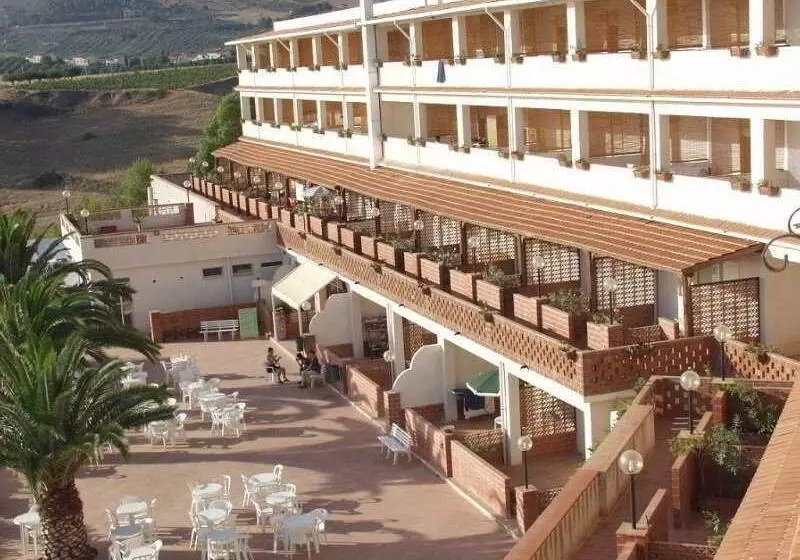 هتل Costa Makauda Residence