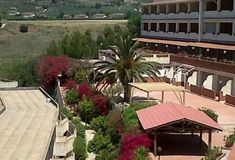 هتل Costa Makauda Residence