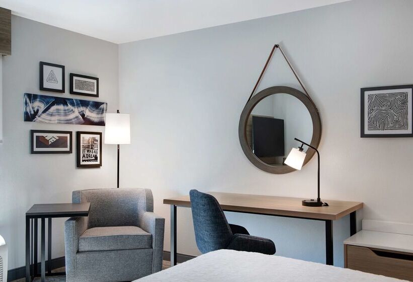 בית מלון כפרי Hampton Inn Anderson/ Alliance Business Park