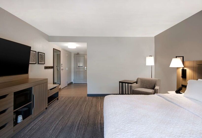 בית מלון כפרי Hampton Inn Anderson/ Alliance Business Park