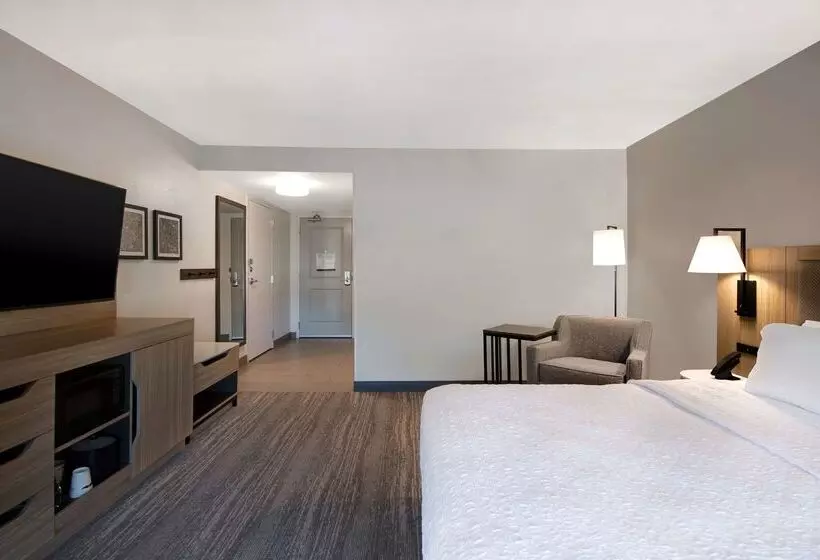 酒店 Hampton Inn Anderson/ Alliance Business Park