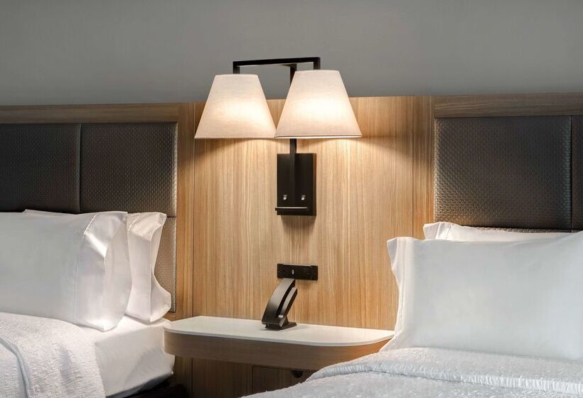 בית מלון כפרי Hampton Inn Anderson/ Alliance Business Park