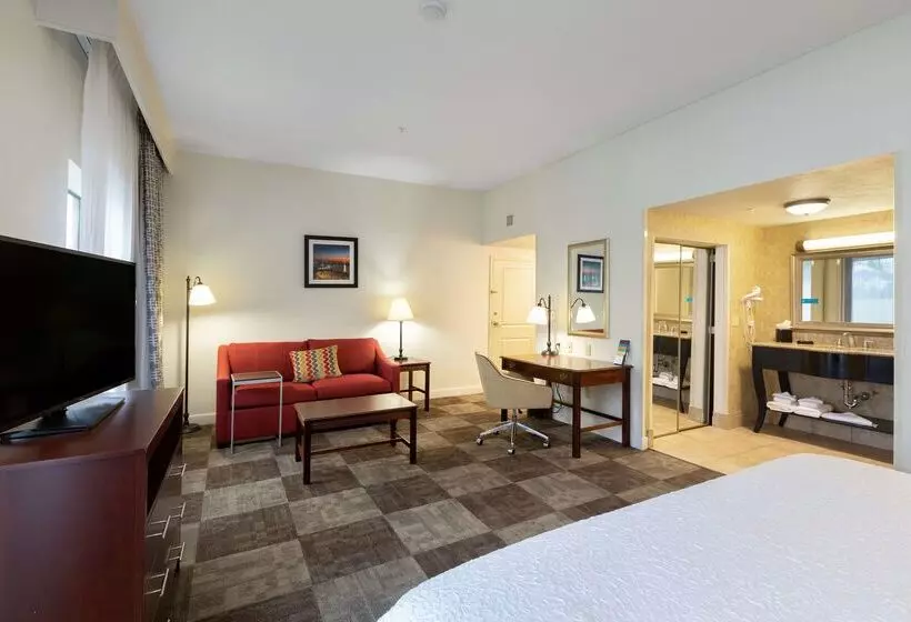 בית מלון כפרי Hampton Inn & Suites Baton Rouge I10 East