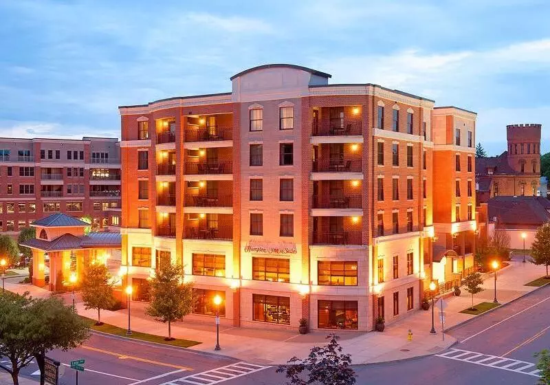 Szálloda Hampton Inn & Suites Saratoga Springs Downtown