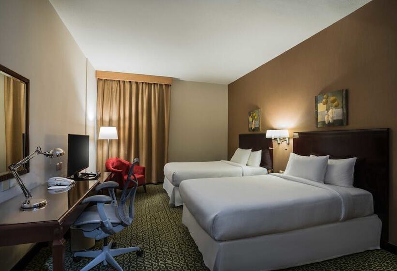 Отель Hilton Garden Inn Riyadh Olaya