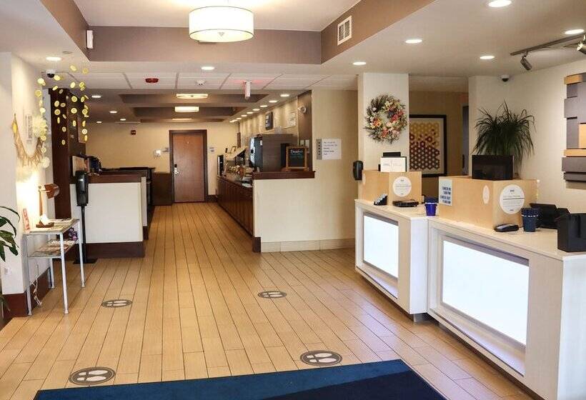 Hotel Holiday Inn Express Cedar Rapids Collins Road, An Ihg