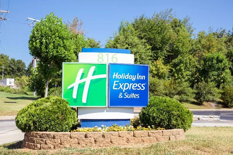 בית מלון כפרי Holiday Inn Express & Suites Knoxville Farragut, An Ihg
