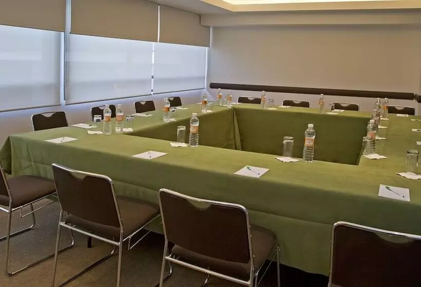 호텔 Holiday Inn Mexico City Plaza Universidad, An Ihg