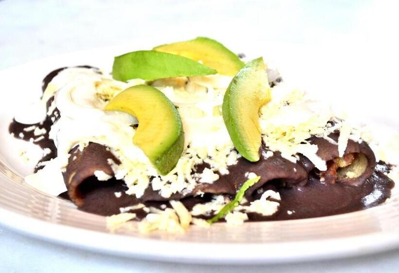 فندق Meson Del Alferez Coatepec