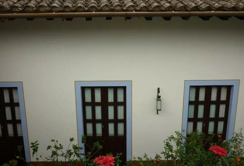 هتل Meson Del Alferez Coatepec