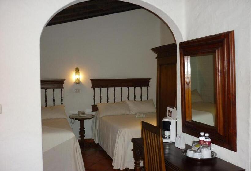 فندق Meson Del Alferez Coatepec