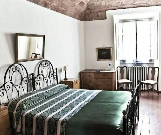 Отель Montelucci Country Resort & Agriturismo Di Charme