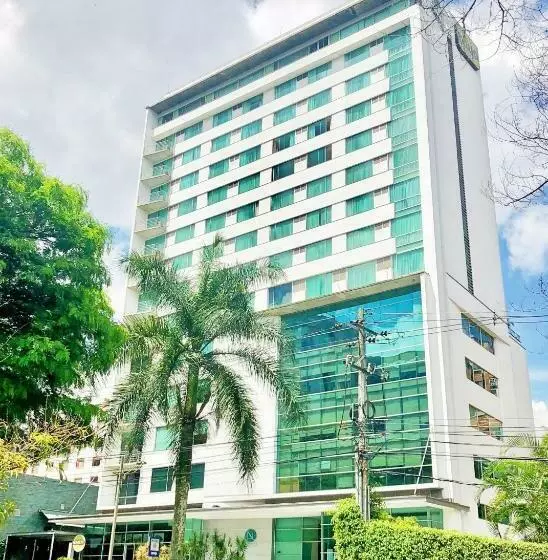 Отель Novelty Suites