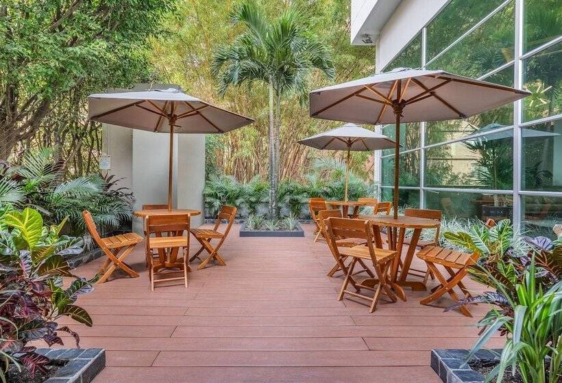 בית מלון כפרי Novelty Suites