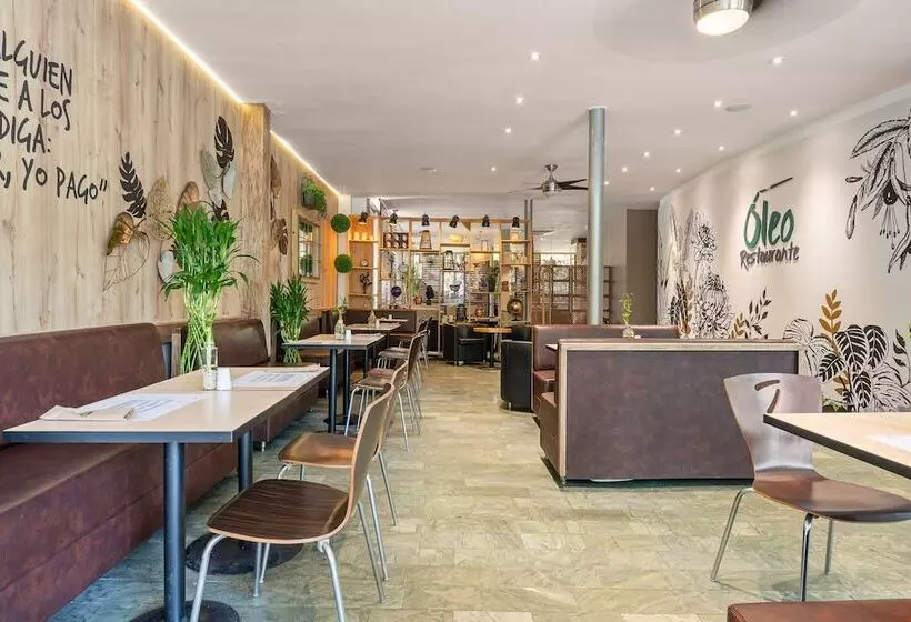 Отель Novelty Suites