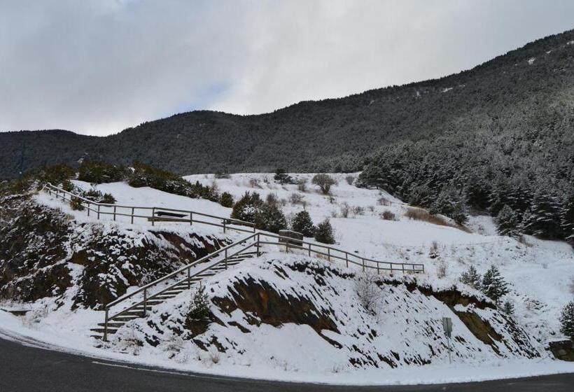 هتل Parador De Canolich Only Adults