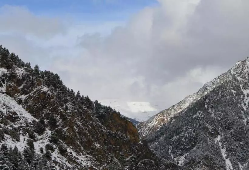 هتل Parador De Canolich   Only Adults