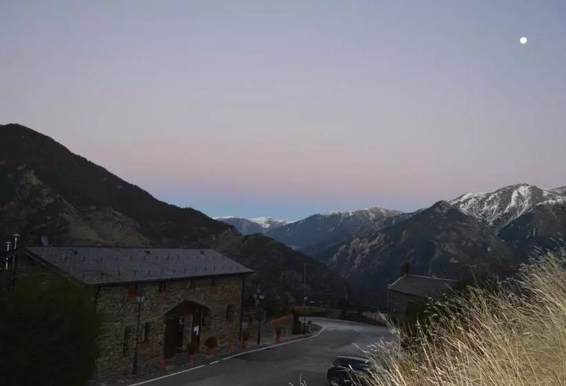 هتل Parador De Canolich   Only Adults