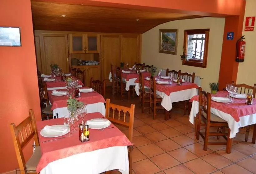 هتل Parador De Canolich   Only Adults