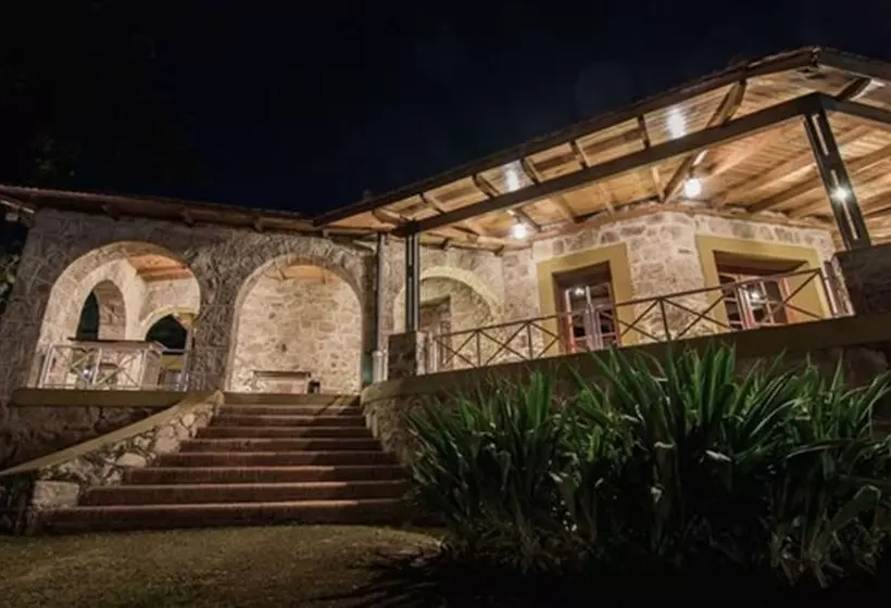 فندق Pinares Del Cerro Resort & Suites