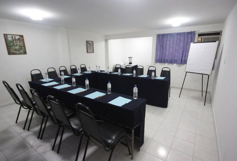 호텔 Posada Del Carmen