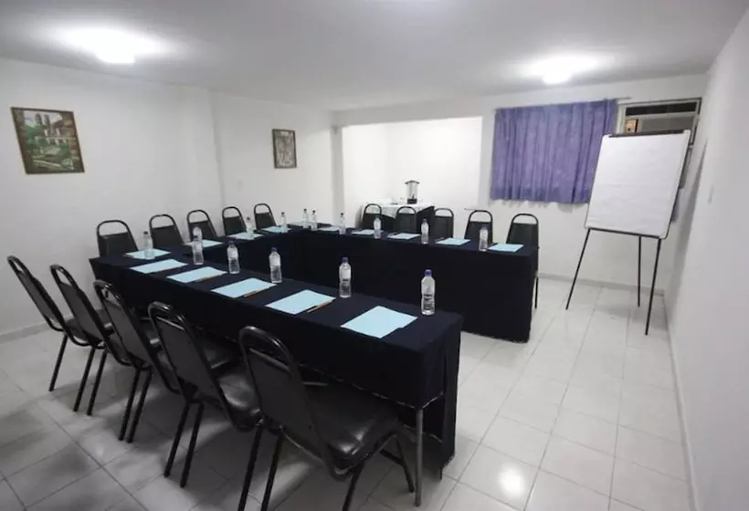 호텔 Posada Del Carmen