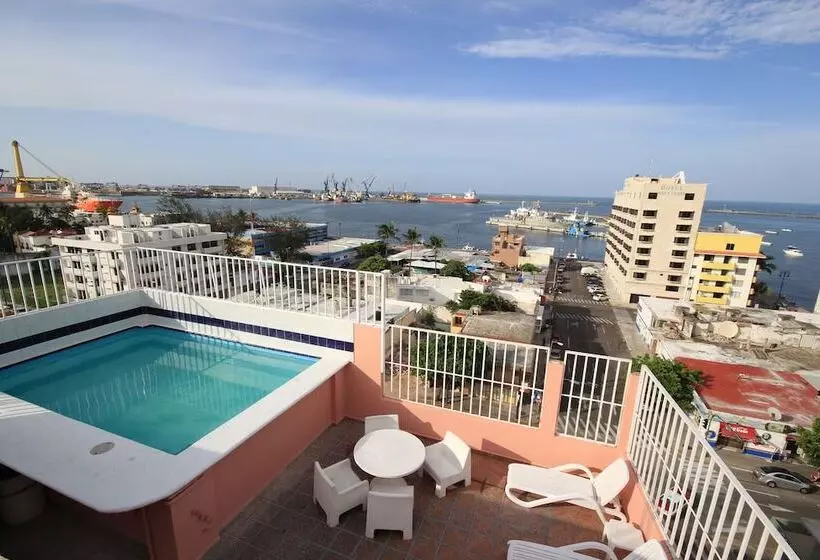 호텔 Posada Del Carmen