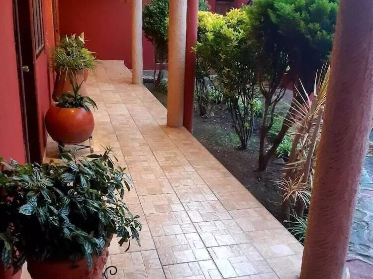 בית מלון כפרי Posada San Alejandro