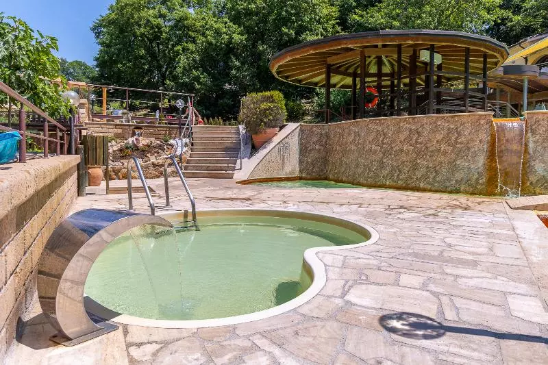 فندق Residence Terme Di Sorano