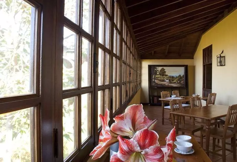 هتل روستایی Rural Finca Sulula