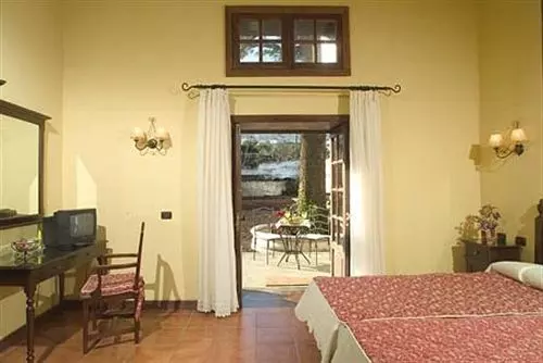 هتل روستایی Rural Finca Sulula