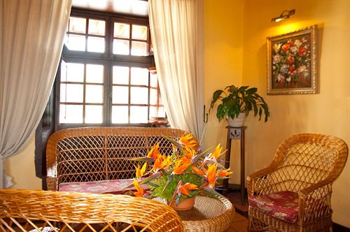 هتل روستایی Rural Finca Sulula