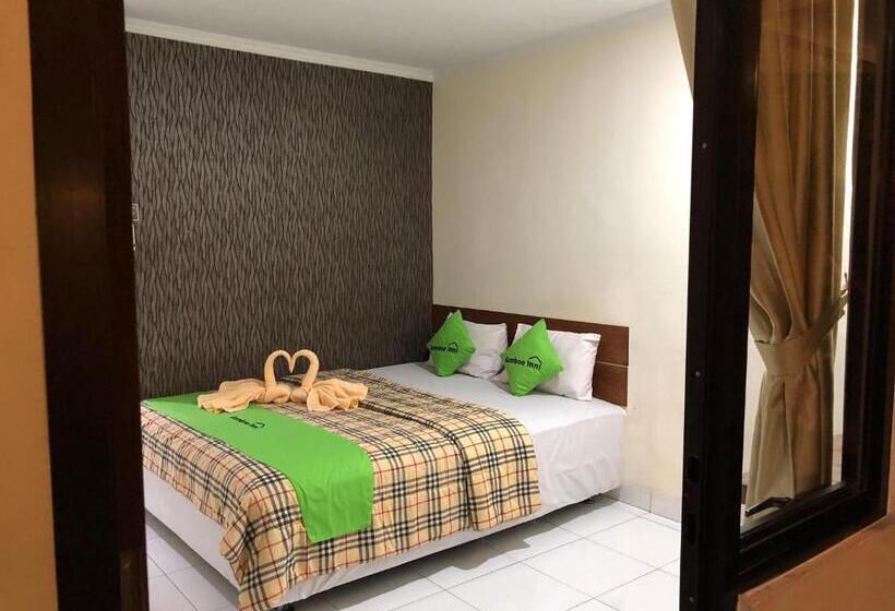 בית מלון כפרי Bamboe Inn 2 Homestay