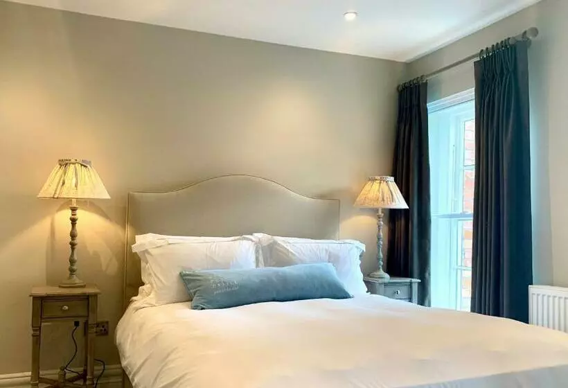 Majatalo Old Post Office