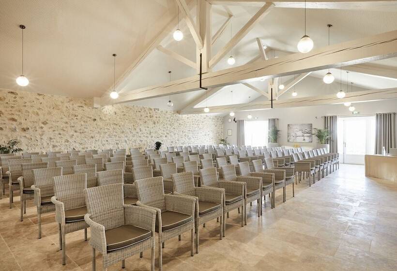 渡假胜地  Château Capitoul