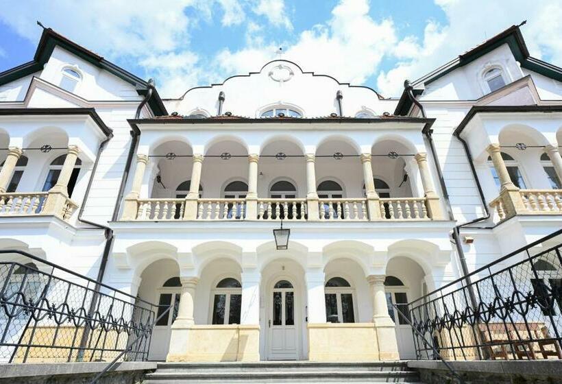 Waldschlössl Schneedörfl