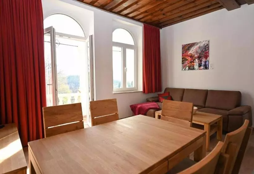 Waldschlössl Schneedörfl