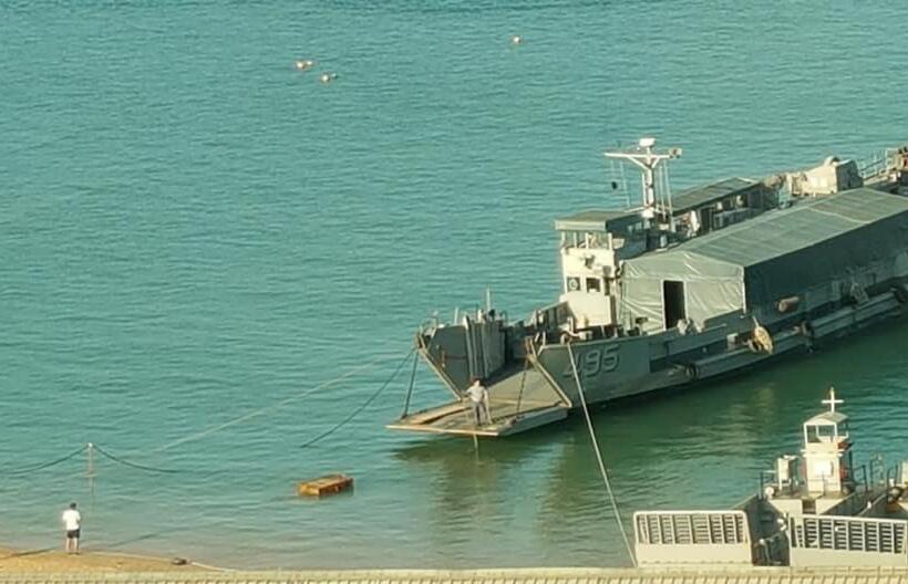 هاستل God’s Queen Esther