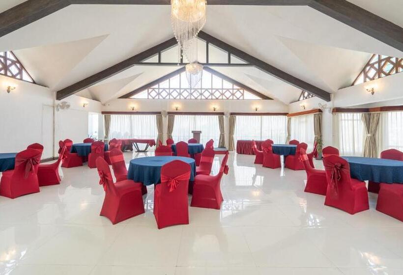 旅馆 Summit Lillium Hotel & Spa