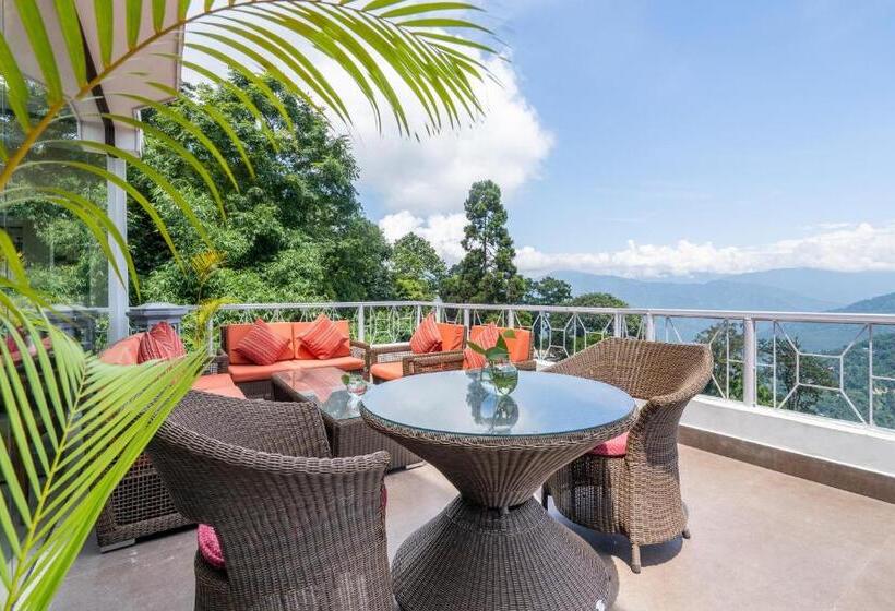 旅馆 Summit Lillium Hotel & Spa