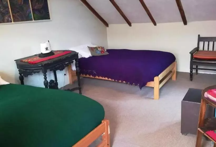 تختخواب و صبحانه Casa Panqarani