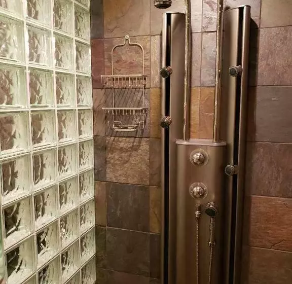 Aamiaismajoitus (B&B) Mill Creek Gardens