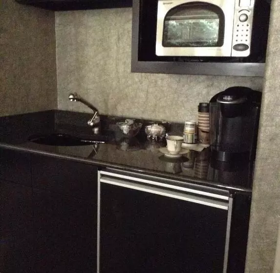 Aamiaismajoitus (B&B) Mill Creek Gardens