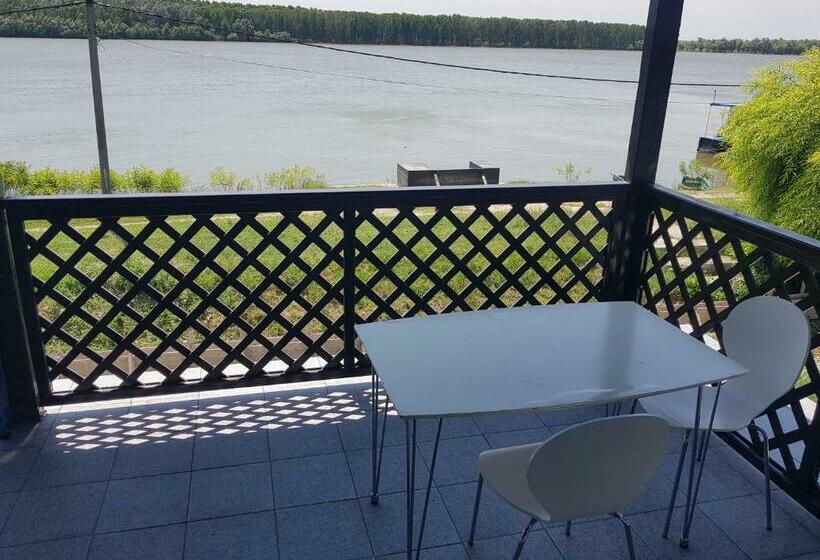 פנסיון Portul Dunarii