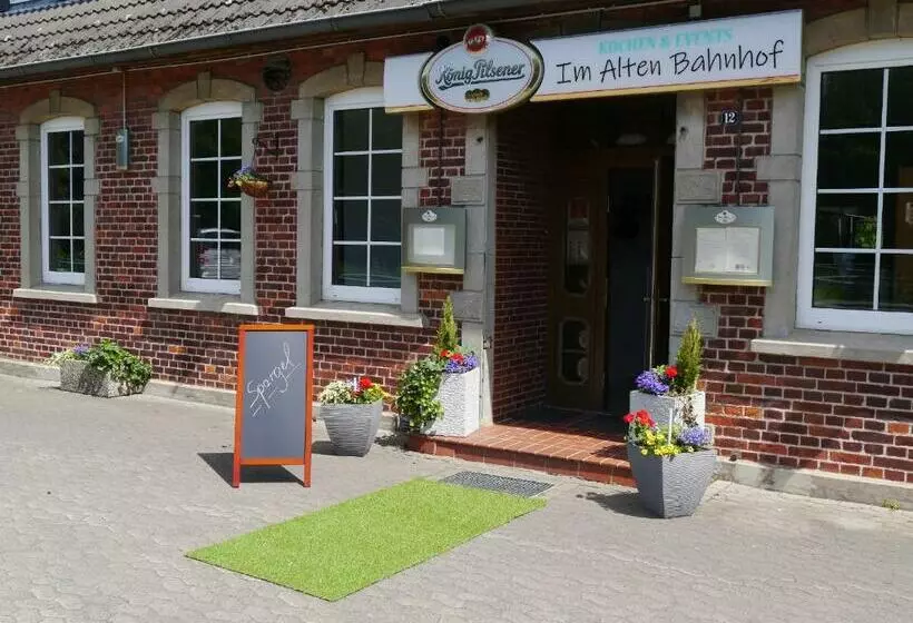 Retkeilymaja Im Alten Bahnhof