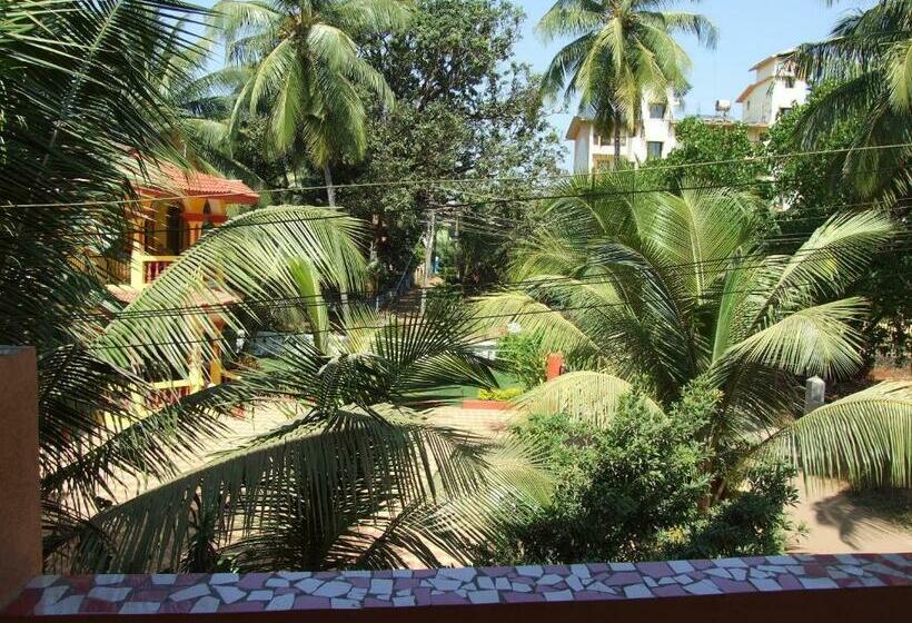 ペンション Empire Guest House