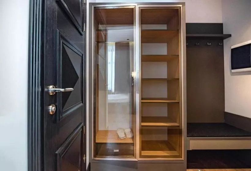 Grand Hotel Roxolana