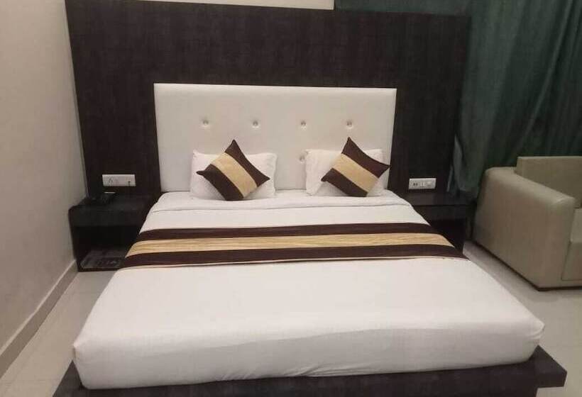 ホテル Eden Green