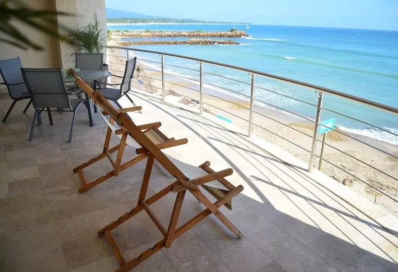 Hotelli Punta Mita Luxury Beachfront Condo