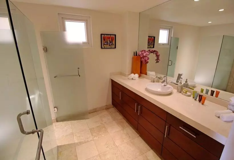 Hotelli Punta Mita Luxury Beachfront Condo